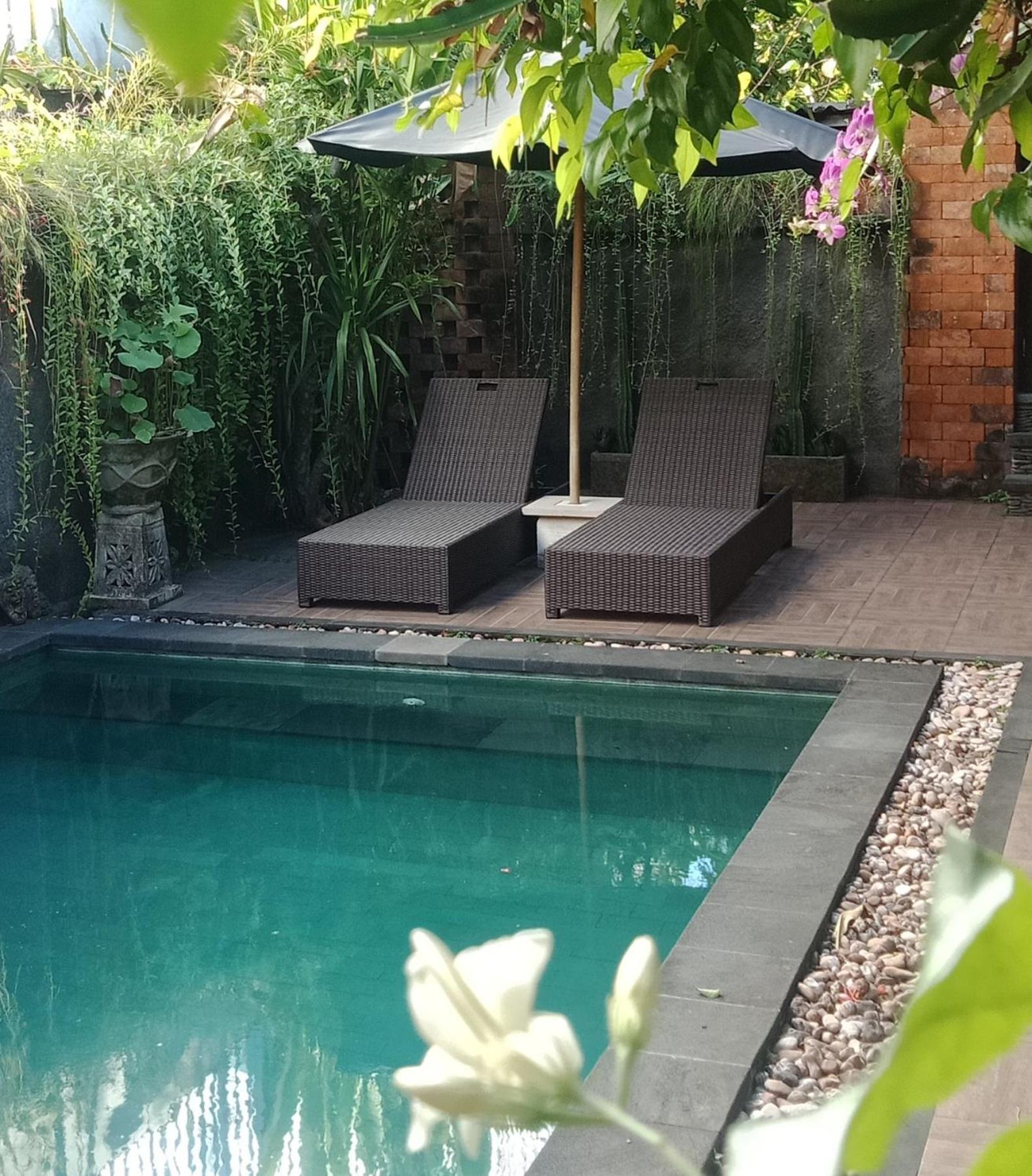 D'Puja Home Stay And Spa Нуса-Дуа Экстерьер фото