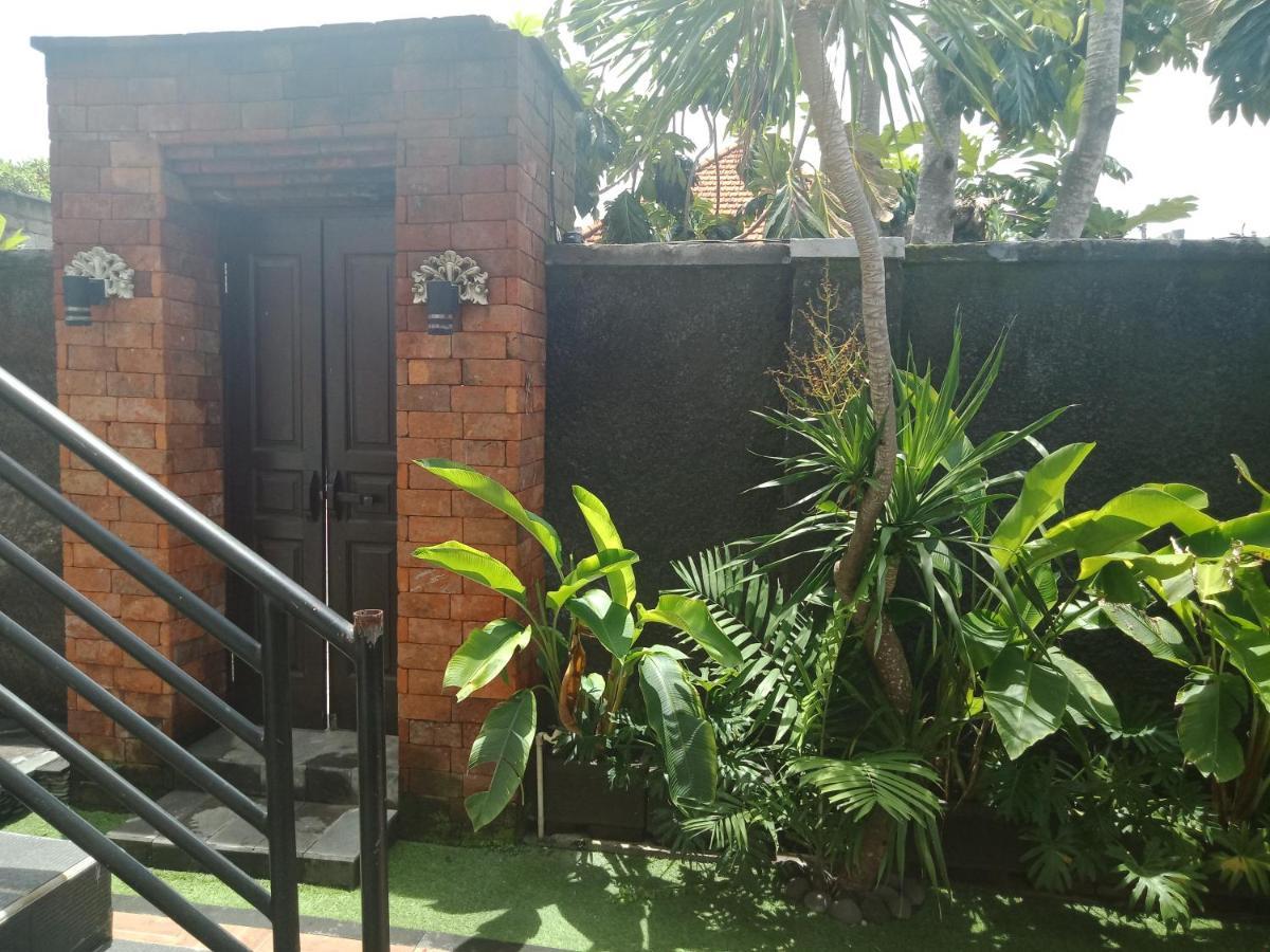 D'Puja Home Stay And Spa Нуса-Дуа Экстерьер фото